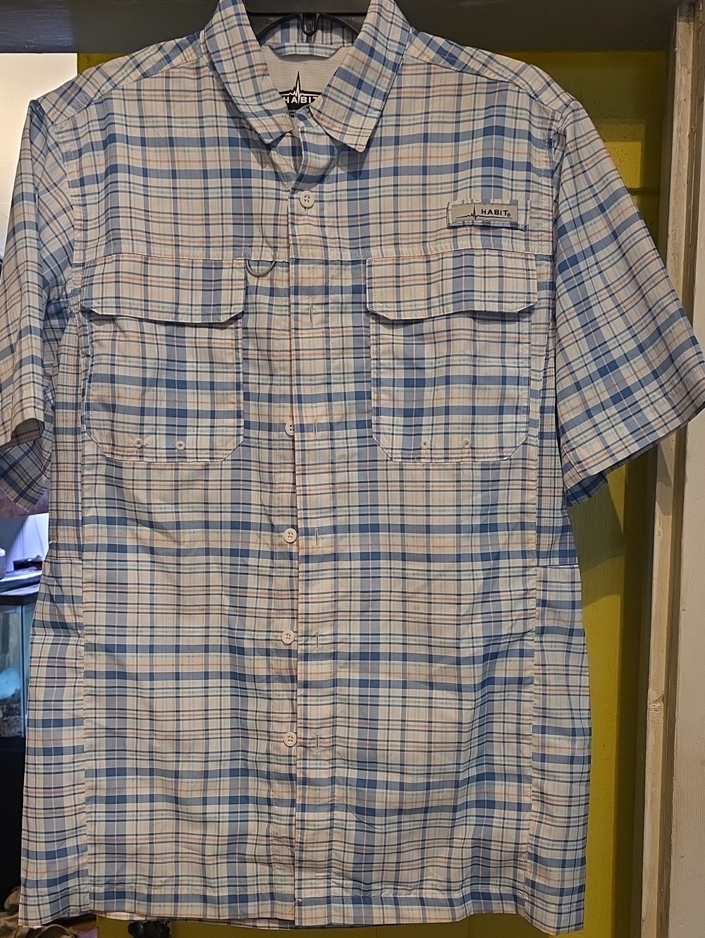 Habit Men’s Light Blue Plaid Short-Sleeve Button-Up Shirt